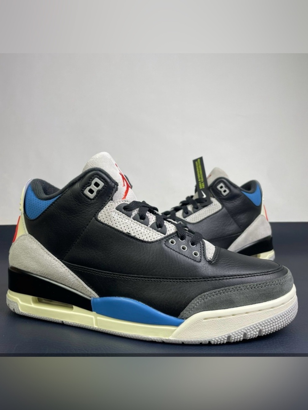 Jordan 3 “black metallic”